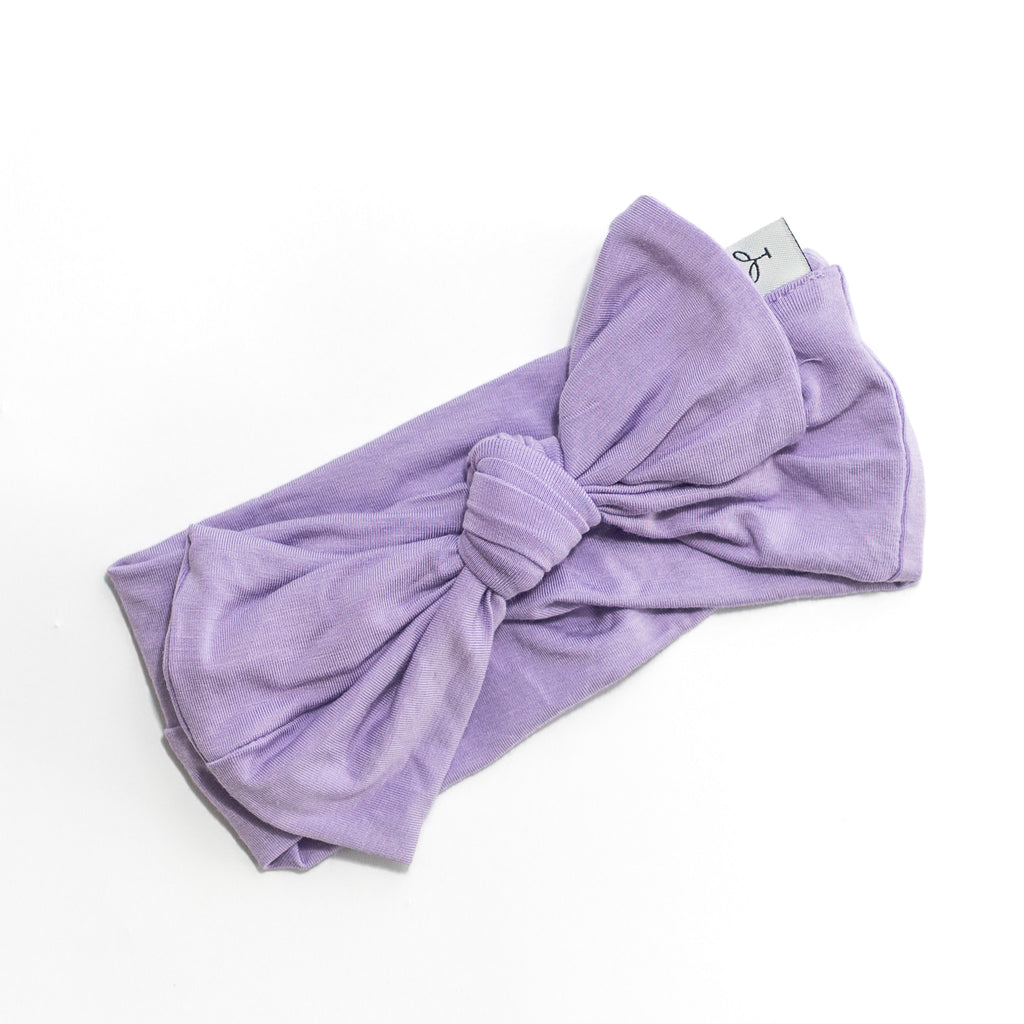 Violet Baby girl 2 piece gift set (bow and zippy)