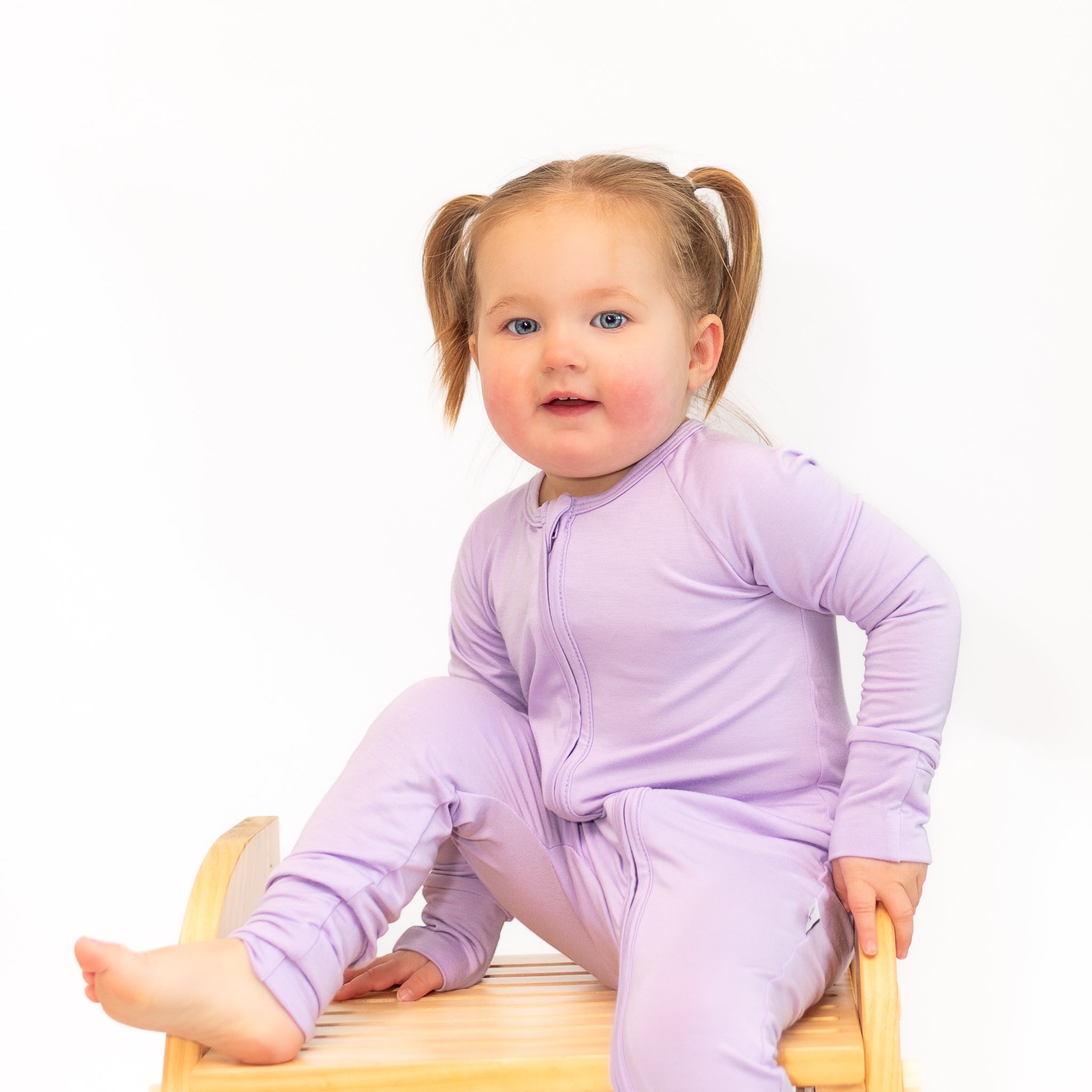 Violet Baby girl 2 piece gift set (bow and zippy)